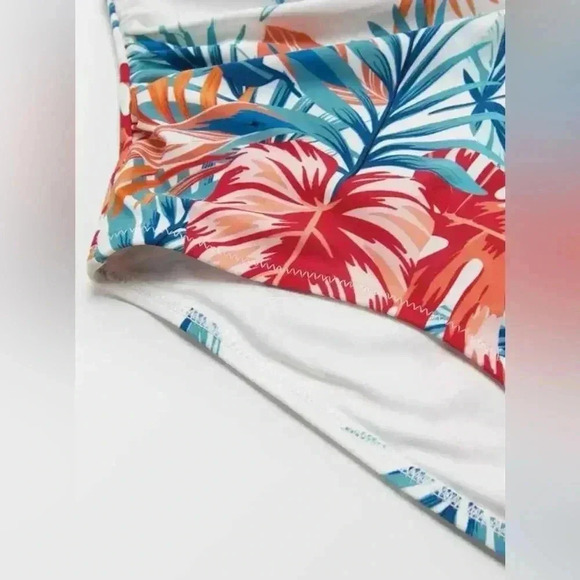 Cupshe One Piece Peach Floral  Bathing Suit Size Large - Picture 5 of 8